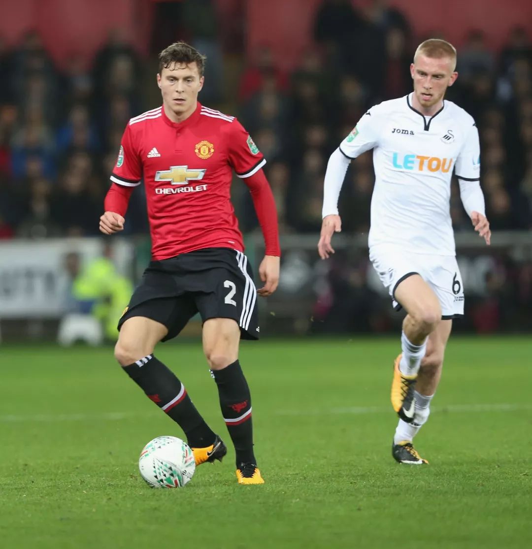 人们应当以 人们应当以