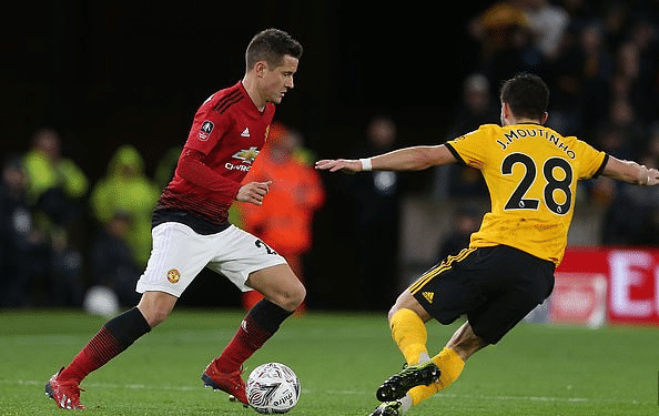 这位年轻的 这位年轻的